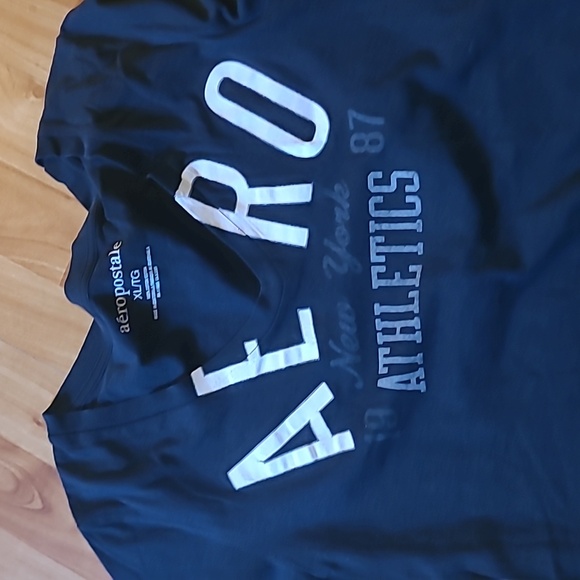 Aeropostale tee - Picture 2 of 3